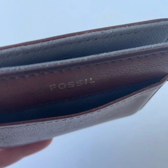 Fossil Small Wallet - Picture 6 of 9